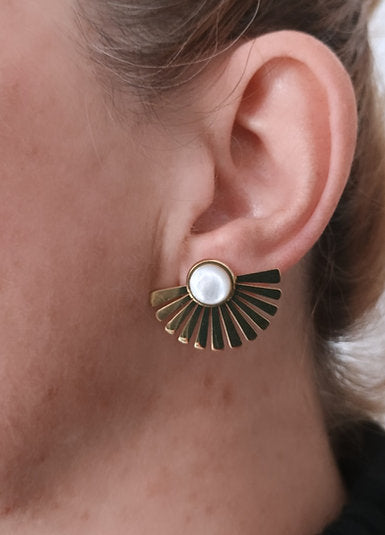 Boucles d'oreilles soleil nacre