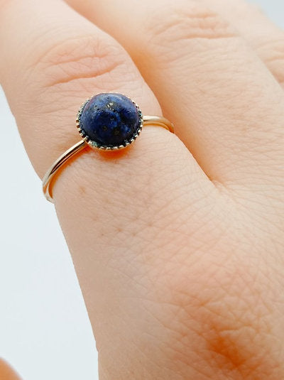 Bague ronde plaqué or Lapis Lazuli