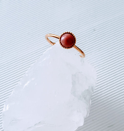 Rhodonite gold plated round ring