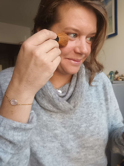 Bracelet plaqué or ovale à facette quartz rose