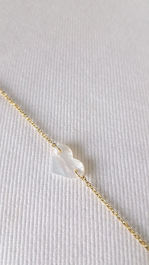 Bracelet plaqué or coeur en nacre