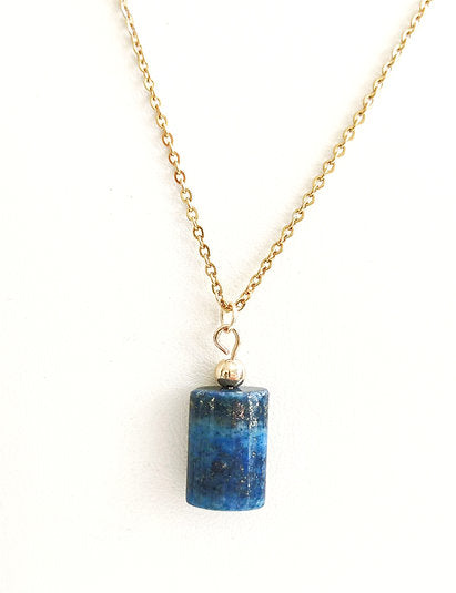 Collier plaqué or perle cylindre lapis lazuli