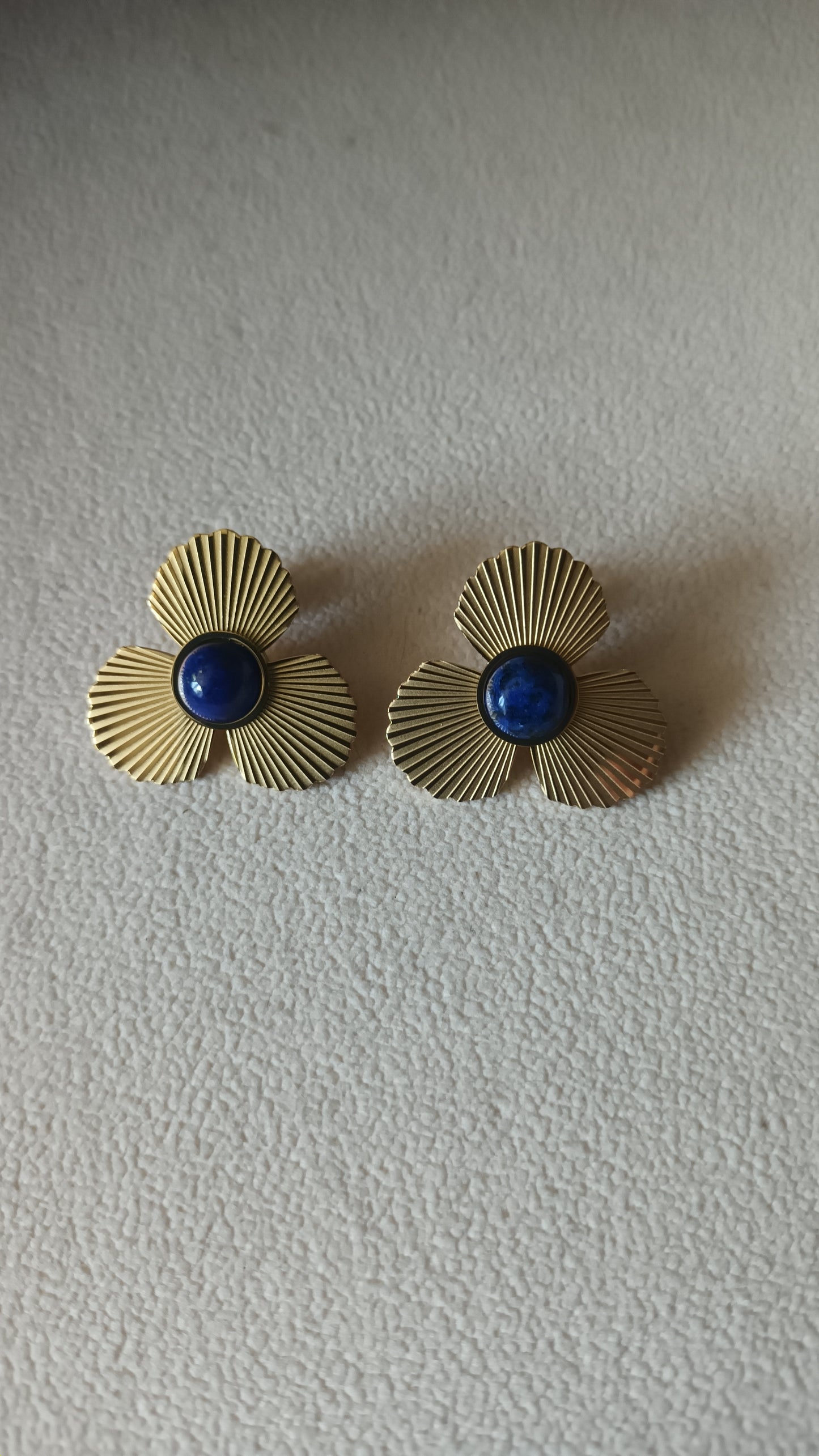 Boucles d'oreilles fleurs - Lapis lazuli