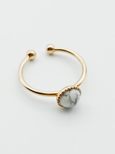 Bague ronde plaqué or howlite