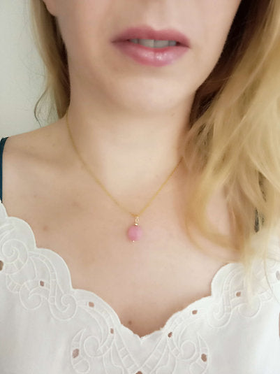 Collier plaqué or perle ronde agate rose