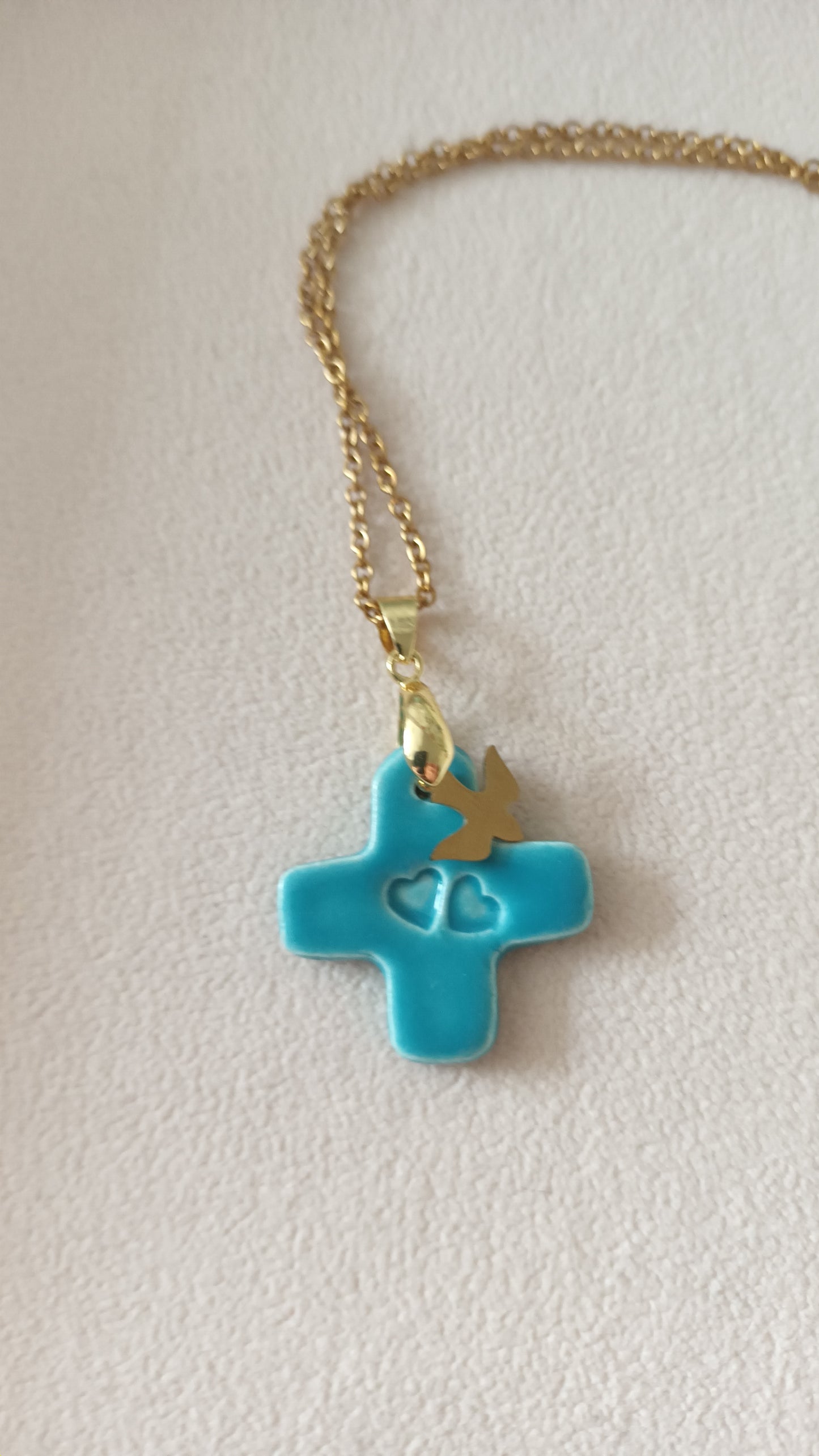 Collier Céramique bleu turquoise + charm en collaboration