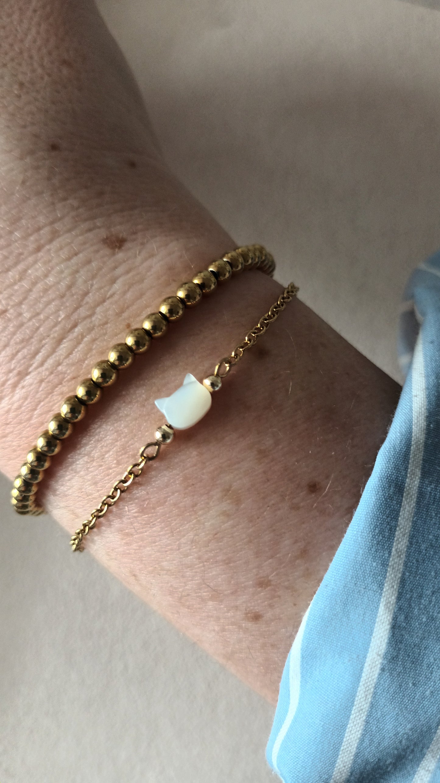 Collection été : Bracelet chat nacre