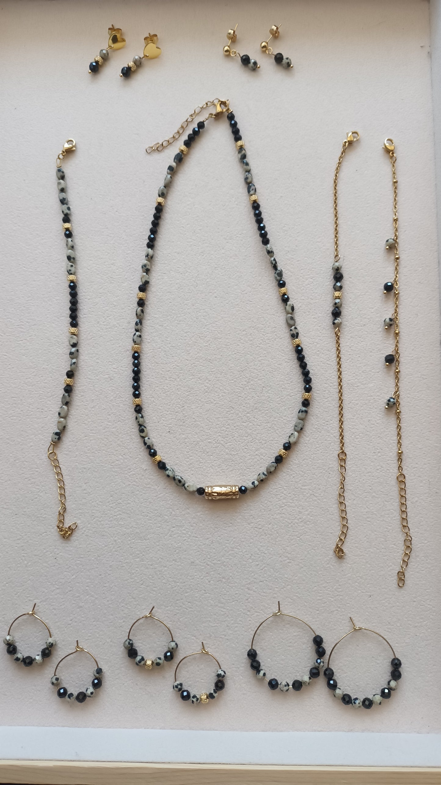Collier onyx et jaspe dalmatien