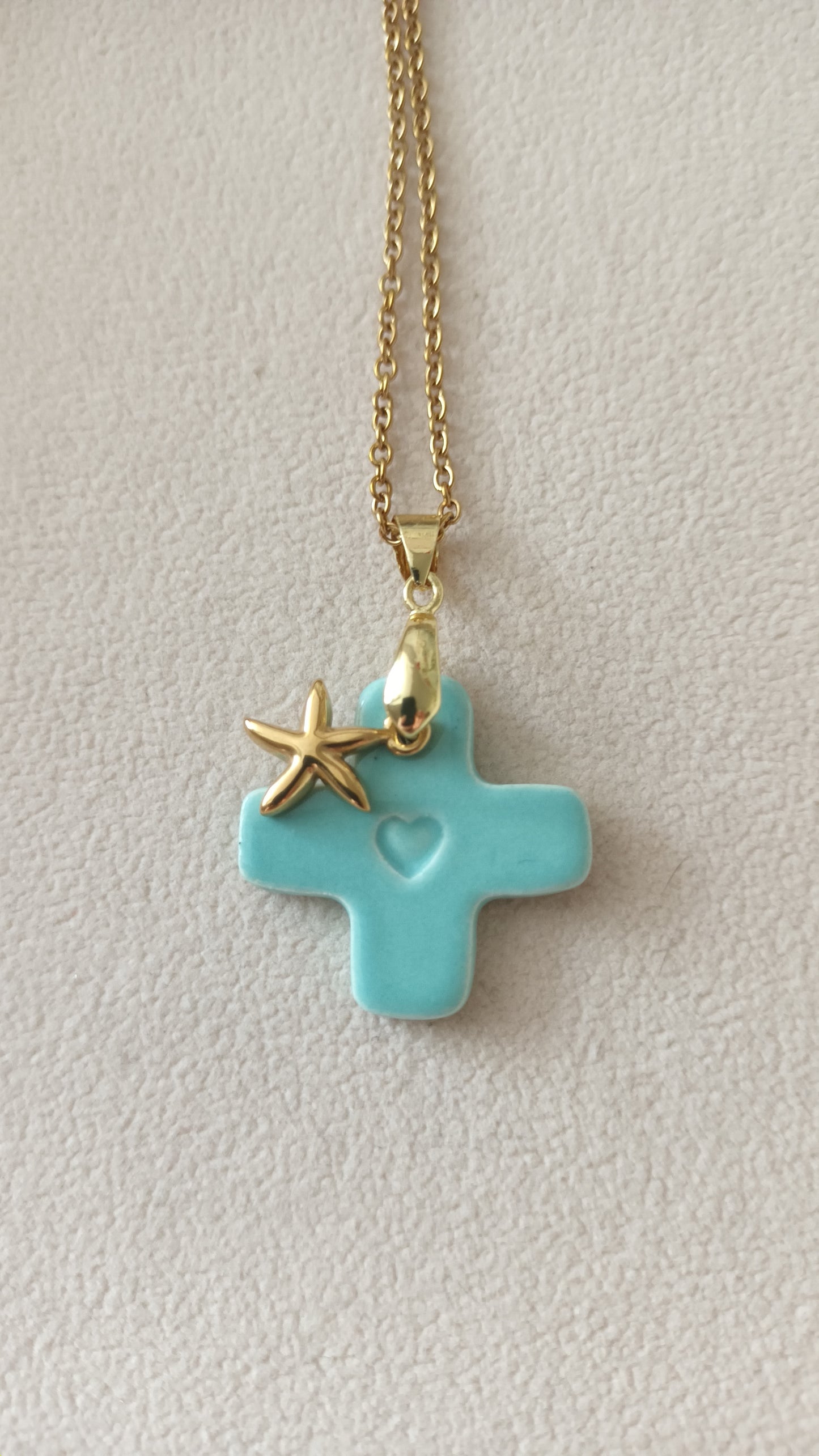 Collier Céramique vert d'eau + charm en collaboration