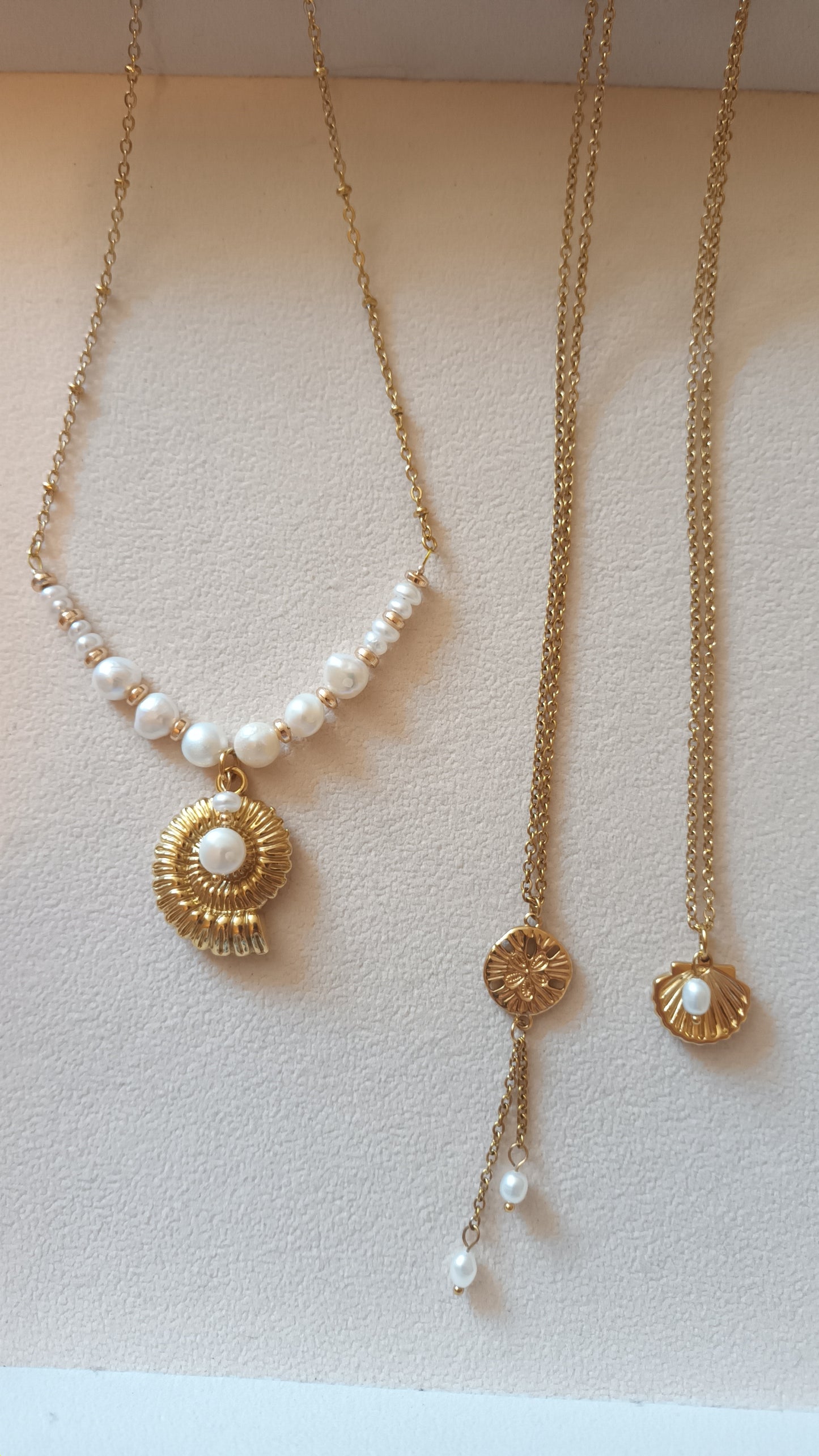 Collection été : Collier Nautilus et perles d'eau douce