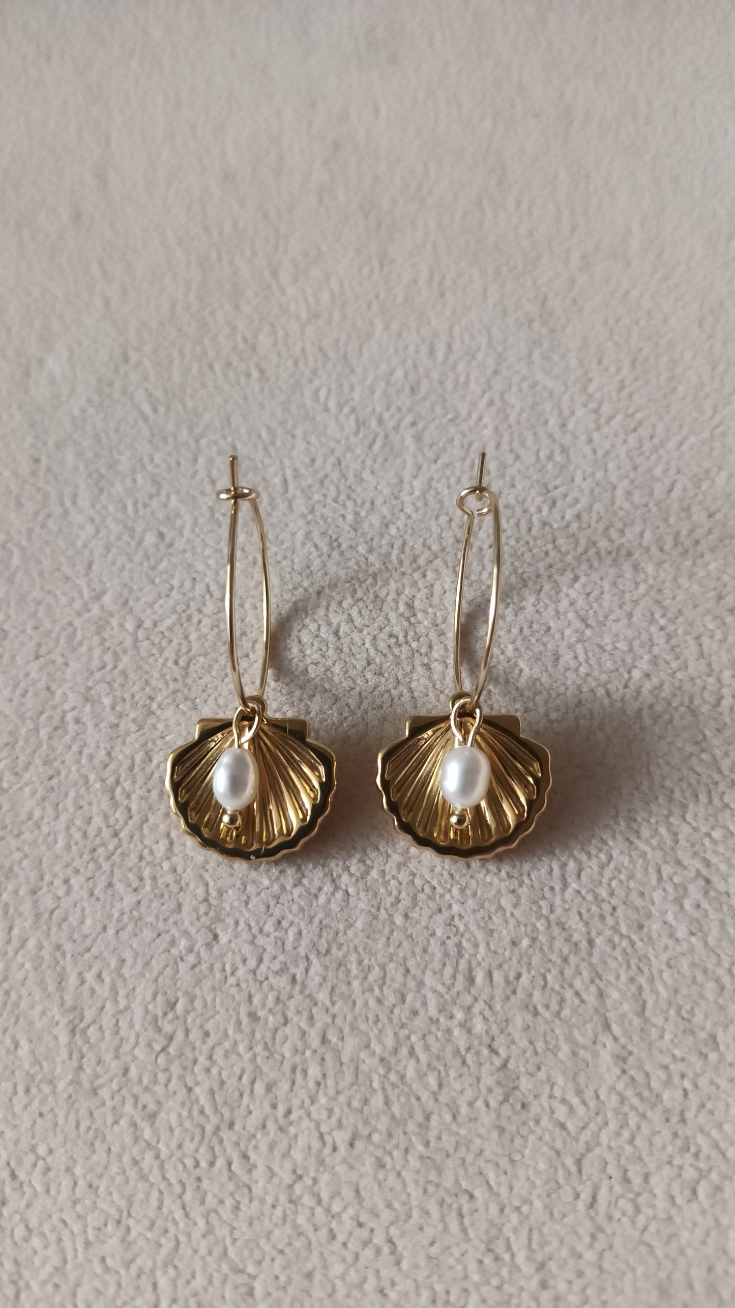 Collection été : Boucles d'oreilles Coquille et perle d'eau douce