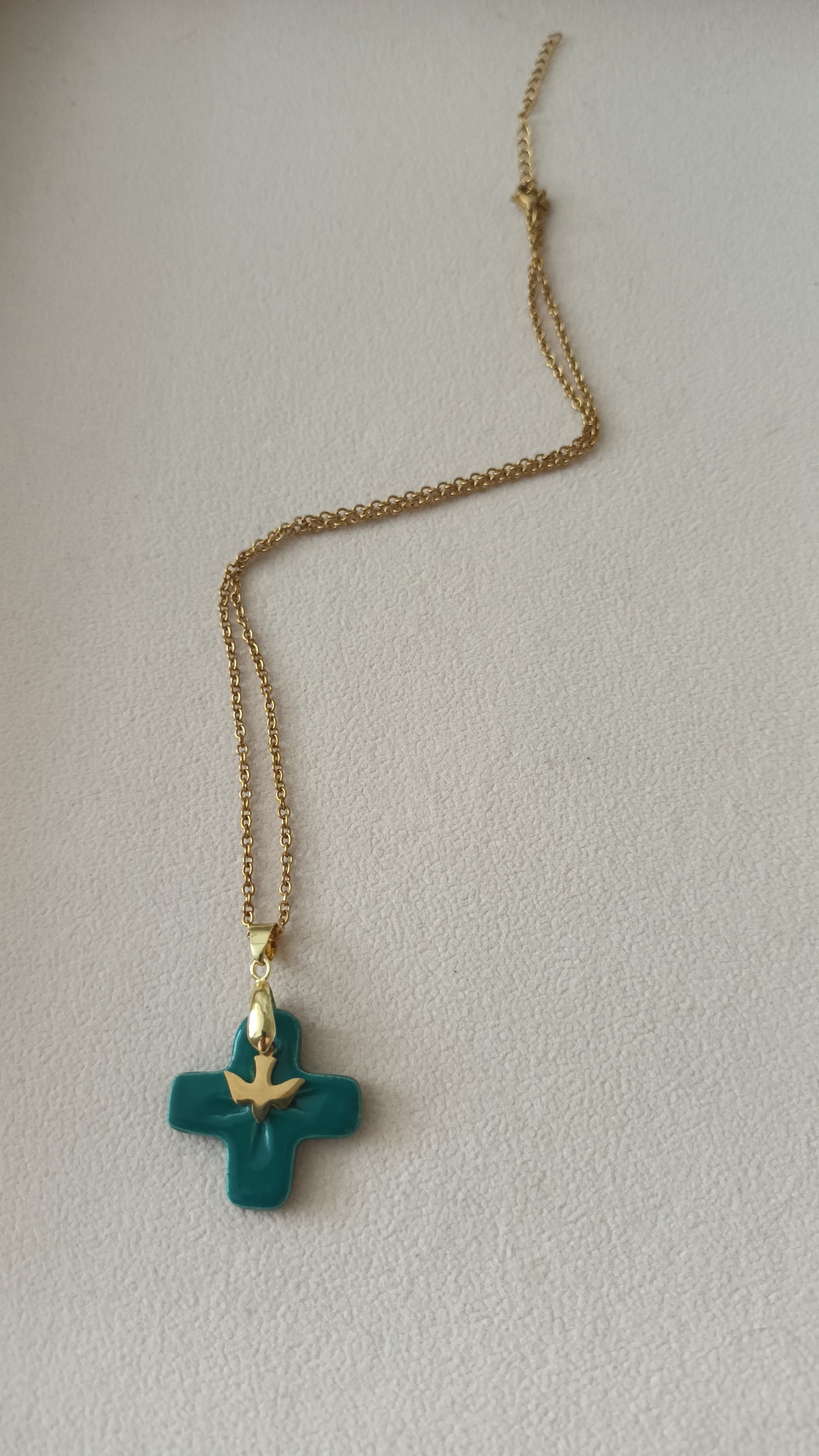 Collier Céramique vert canard + charm en collaboration