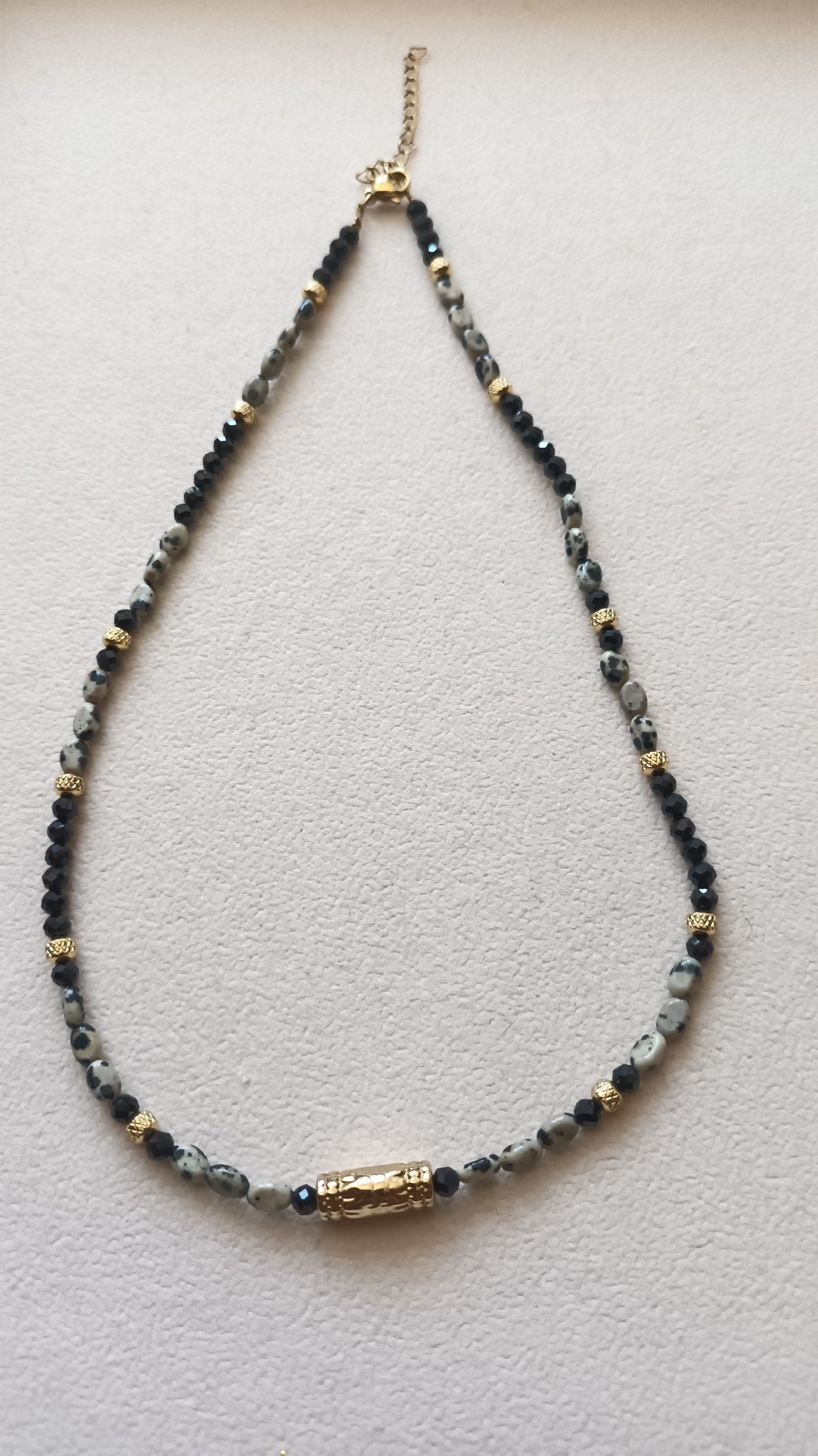 Collier onyx et jaspe dalmatien