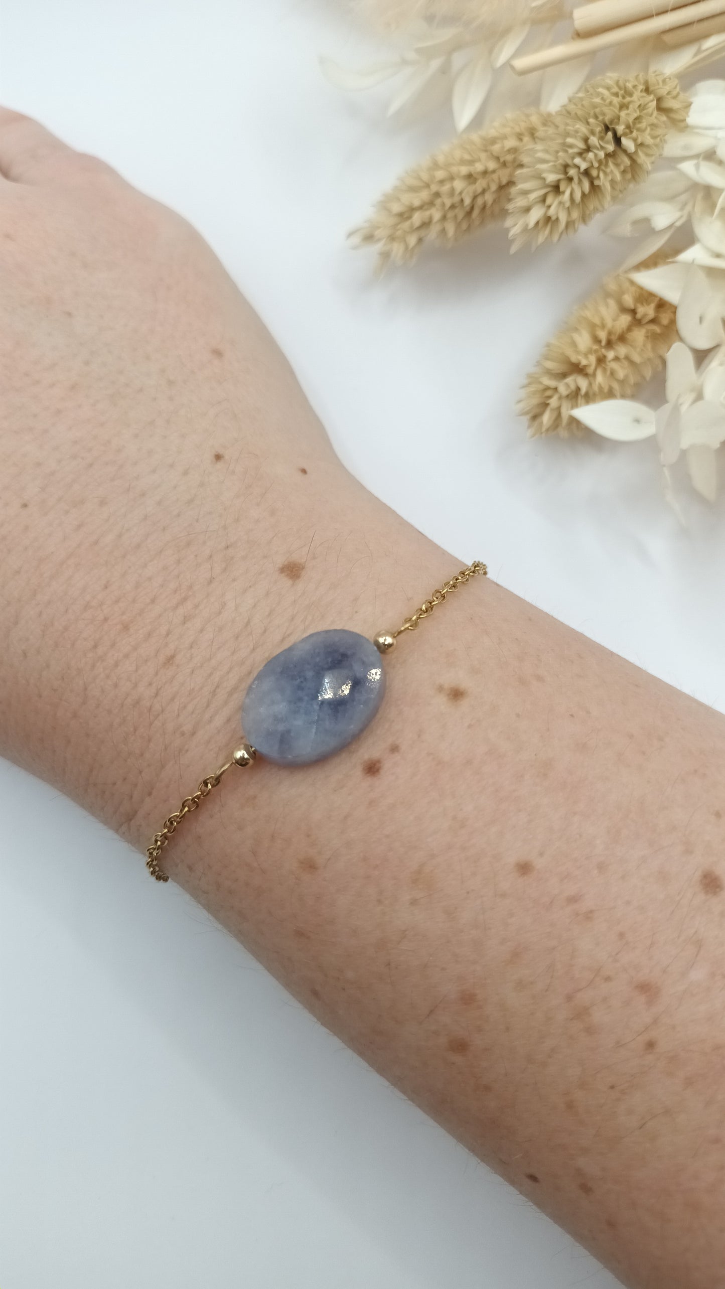 Bracelet chaine fine et pierre ovale - Angelite