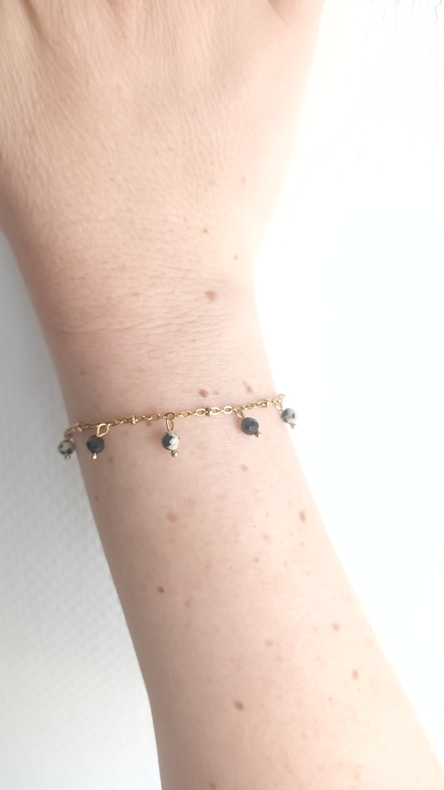 Chaine perles onyx et jaspe dalmatien